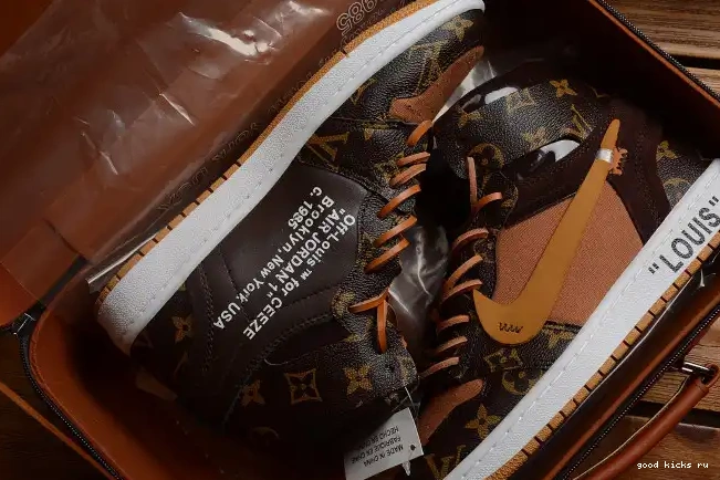 AQ0818-158 Air Jordan AJ1 OW x 1 Off-Louis 0512